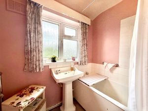 Photo 15- click for photo gallery